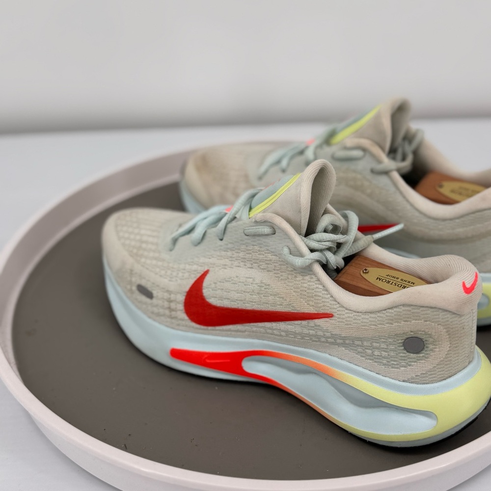 Nike Joyride Run Flyknit Women’s Size 7 Running Shoes ComfiRide Cushion Athletic